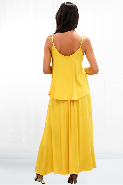Mia Seamless Waist Flowy Maxi Skirt