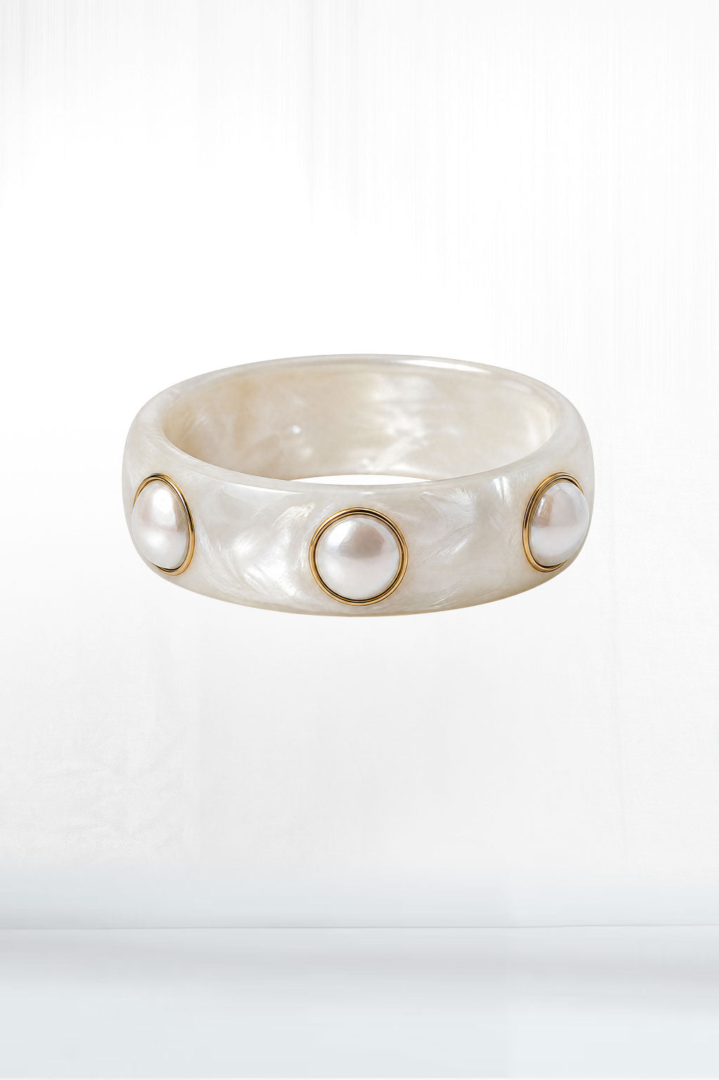 Opaline Pearl Cabochon Bangle - GRL Society